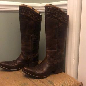 Ariat Boots -Brown Size 9 B